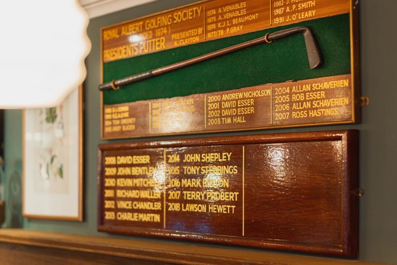 Albert Arms เอสเชอร์ ภายนอก รูปภาพ